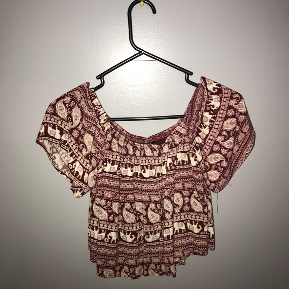 clothes - Picture 3 of 8